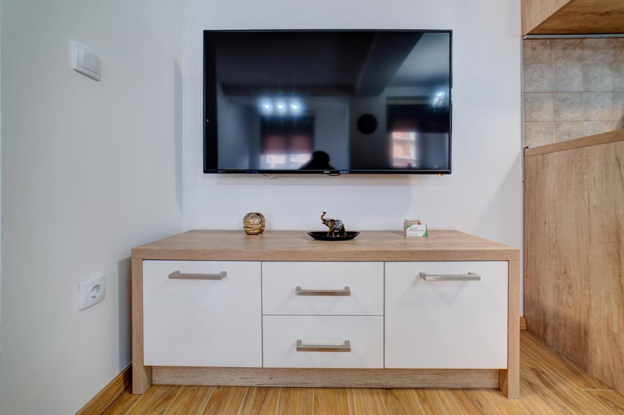 Mb Lux Apartmani ズラティボール エクステリア 写真